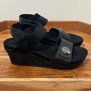 Pierre Dumas Black Wedge Sandal 7